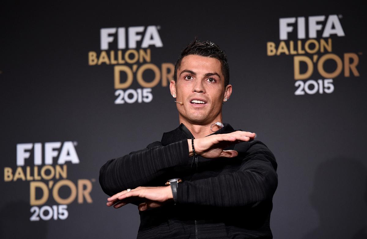 C罗在DWG比赛中高光表现今晨皇家马德里备战葡超之后，勒沃库森今夜造点机会的简单介绍